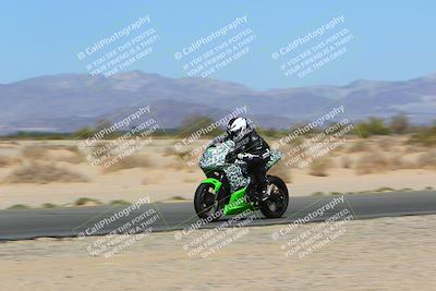 media/Apr-15-2022-Apex Assassins (Fri) [[9fb2e50610]]/Trackday Level 1/Session 2/Speed Shots/